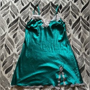 Teal Vintage VS slip!